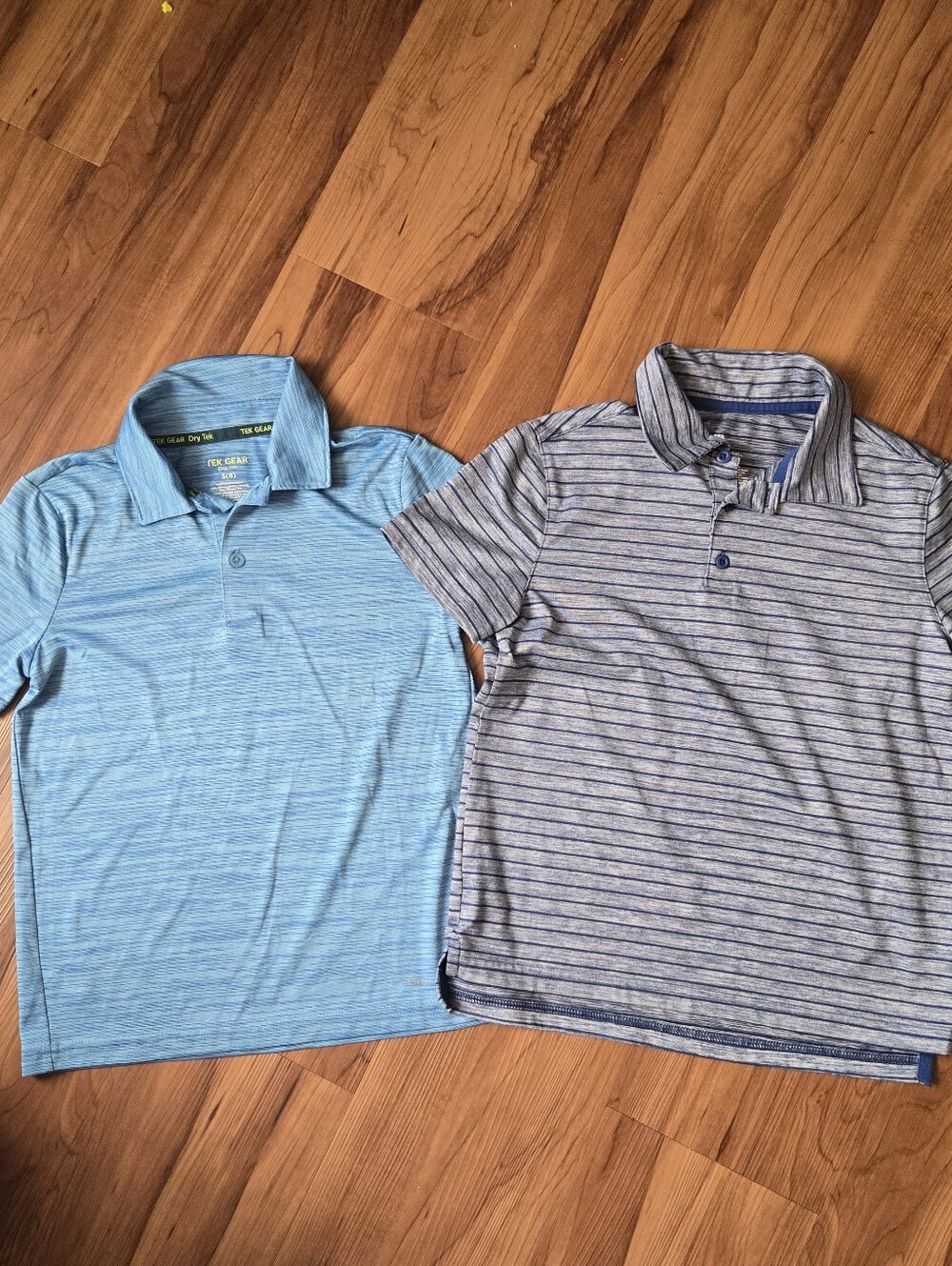 Set of 2 blue short sleeve polo athletic shirts boys medium (8) EUC